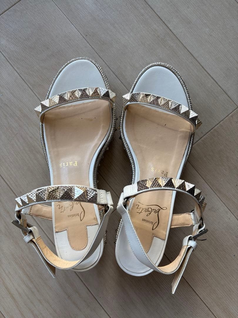 クリスチャンルブタン　サンダル