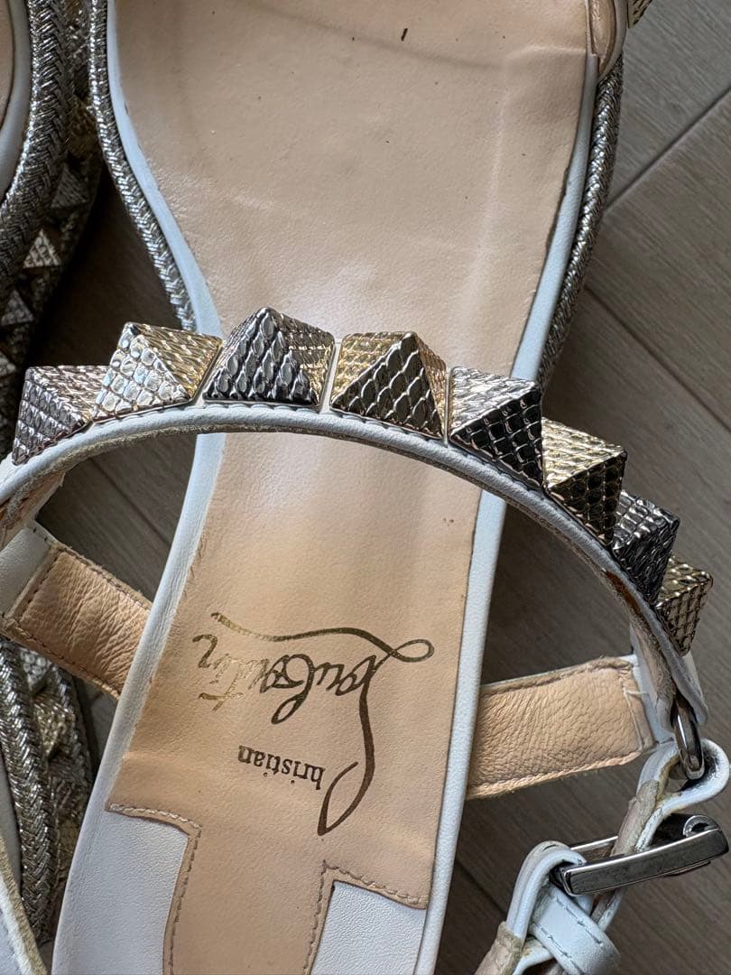 クリスチャンルブタン　サンダル