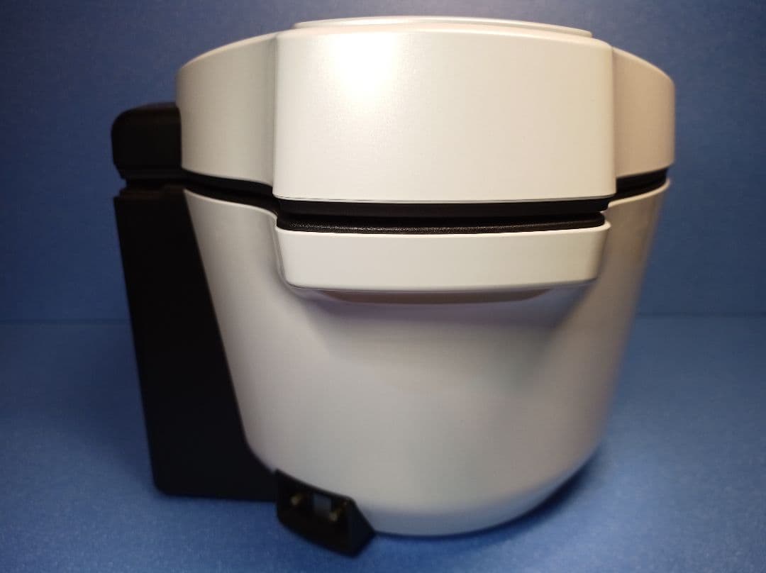 2021年製　SHARP ホットクック KN-HW16E-W ホワイト 1.6L