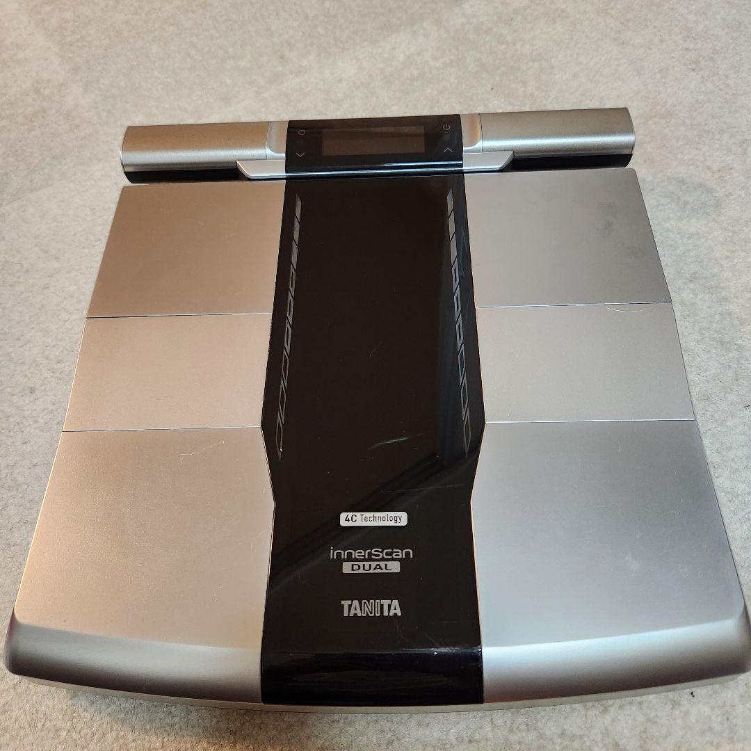 タニタ　体組成計　RD-803L-BK