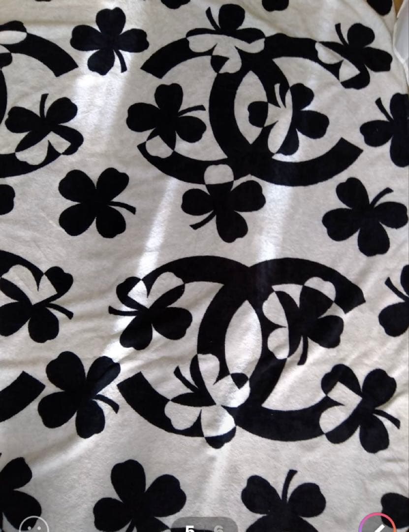 CHANEL ビーチタオル