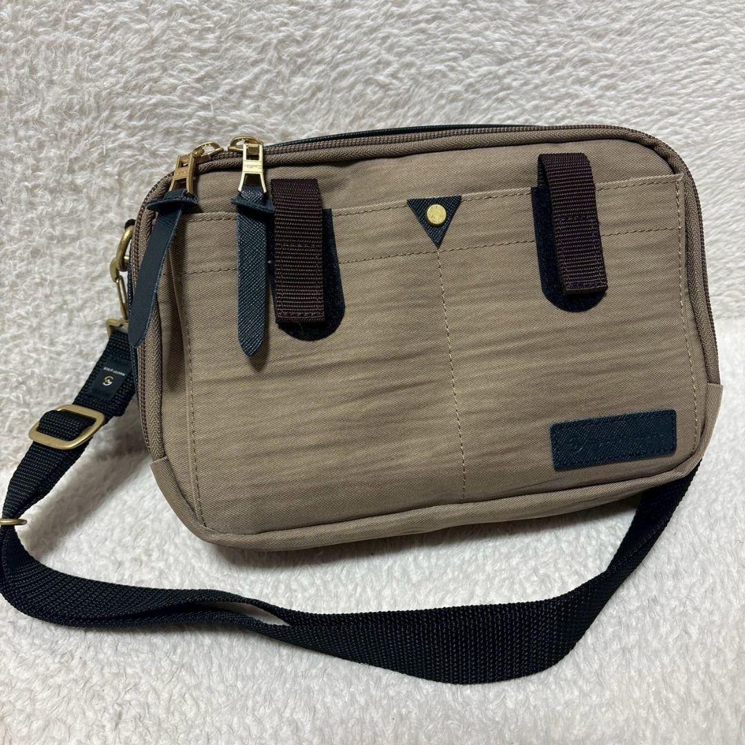 未使用に近い　マスターピース　link ショルダーバッグ　スクエア　ユニセックス