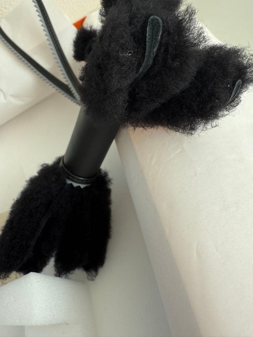 本物保証エルメスバディチャーム 首輪付きクロ×グリパンタン【2025年春夏新色】