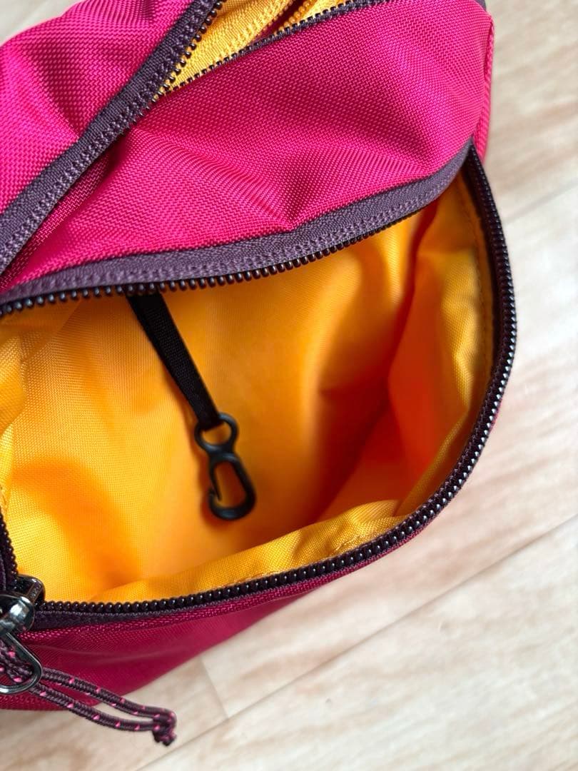 ほぼ未使用⭐︎アークテリクス マカ ショルダーバッグ ピンク ウエストポーチ