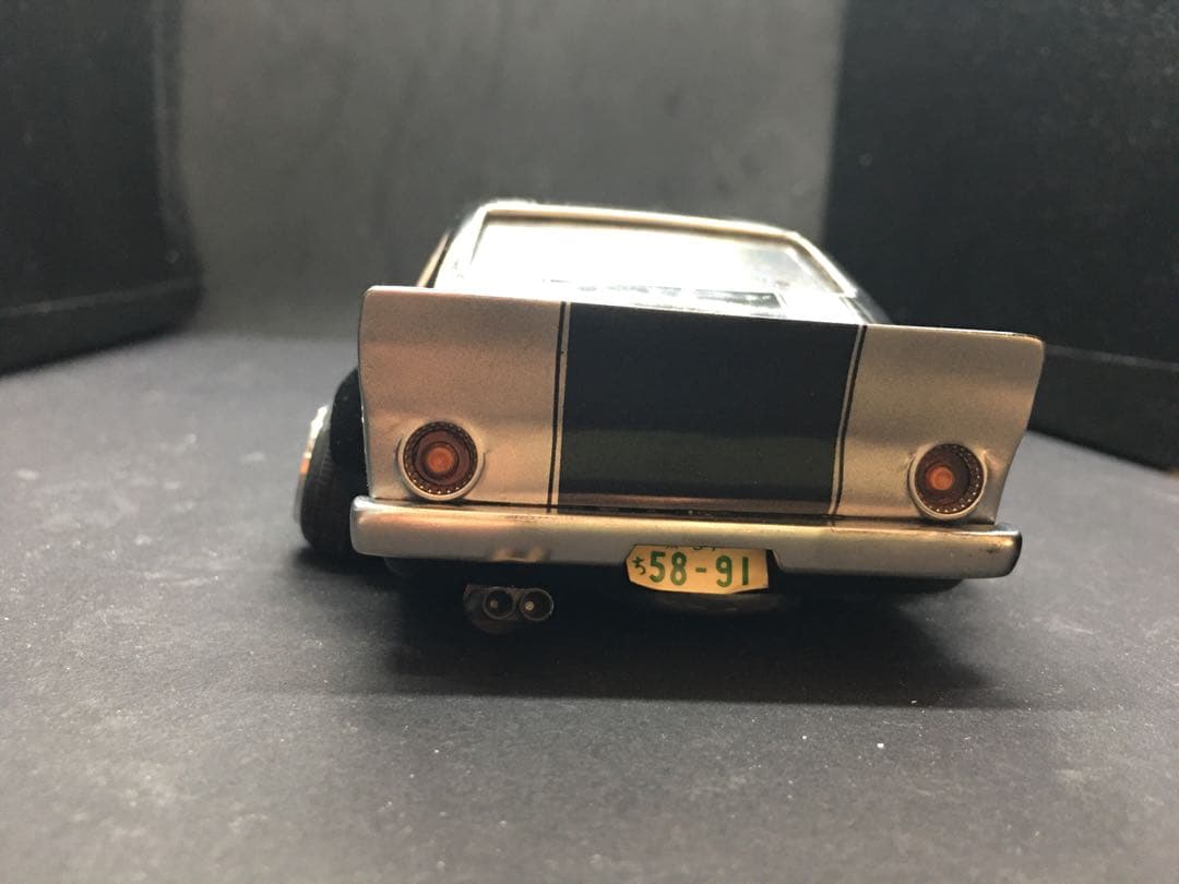 旧車プラモデル完成品コスモAPアオシマ