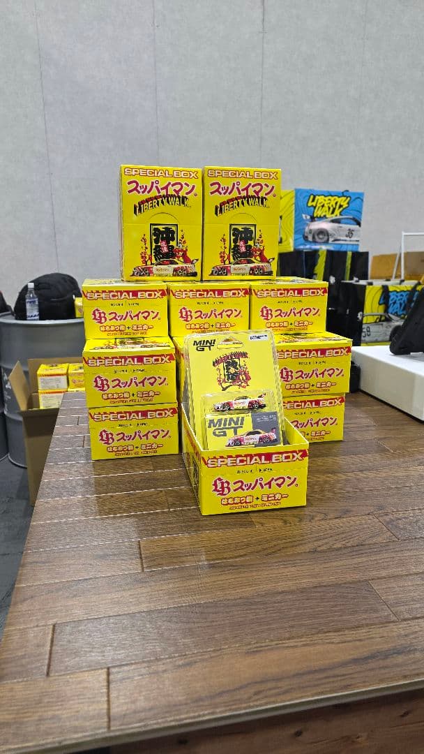 SPECIAL BOX リバティー LIBERTY WALK mini GT