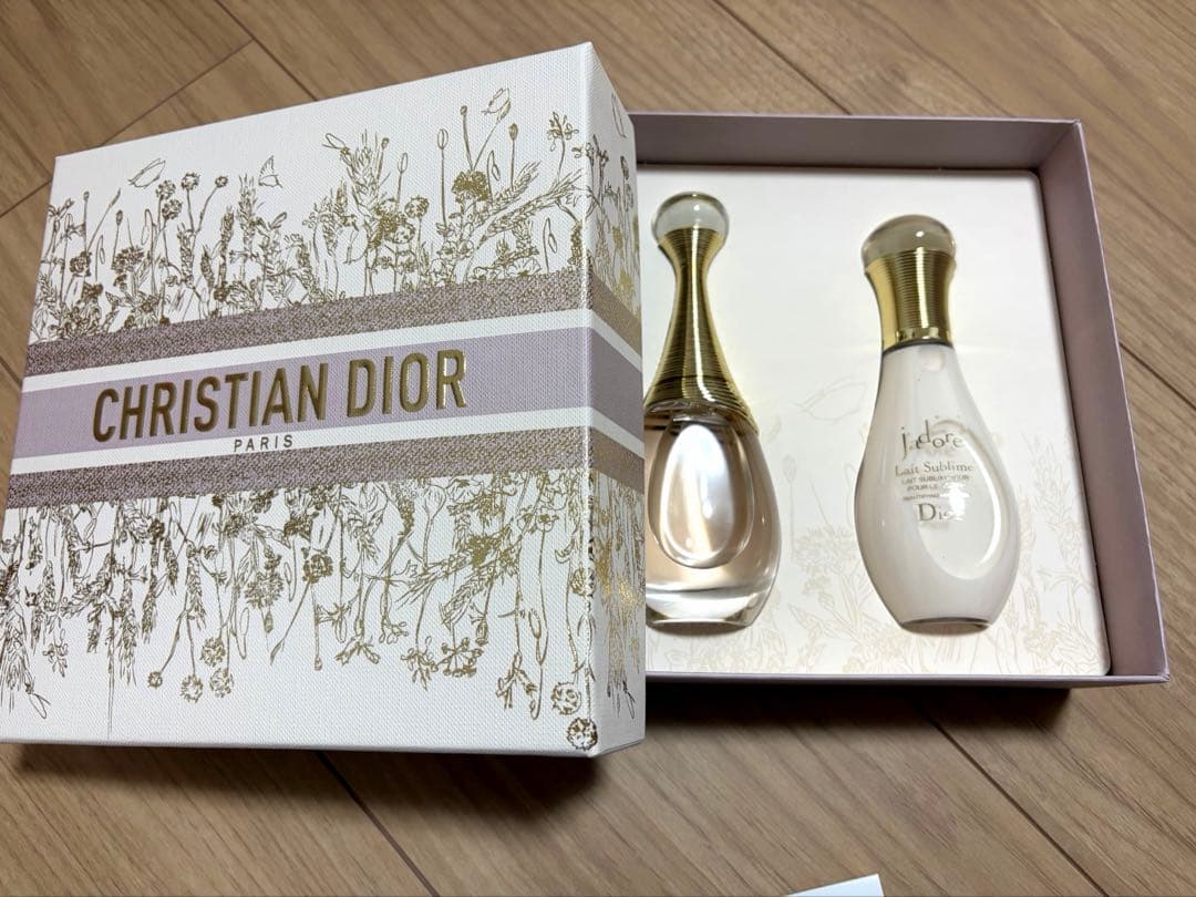 【値下げ】ジャドール オードゥ パルファン コフレ 数量限定 新品/国内購入