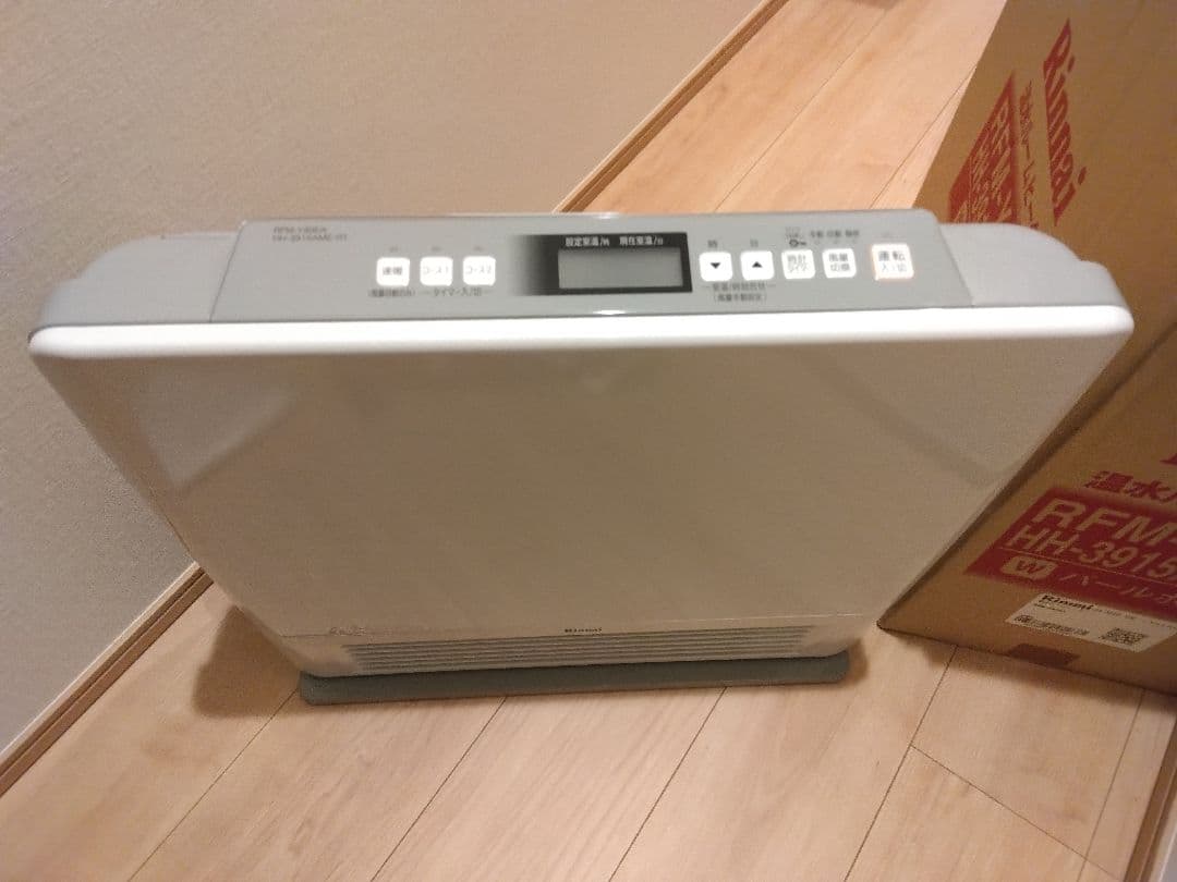 Rinnai RFM-Y40EA 温水ルームヒーター　ホワイト