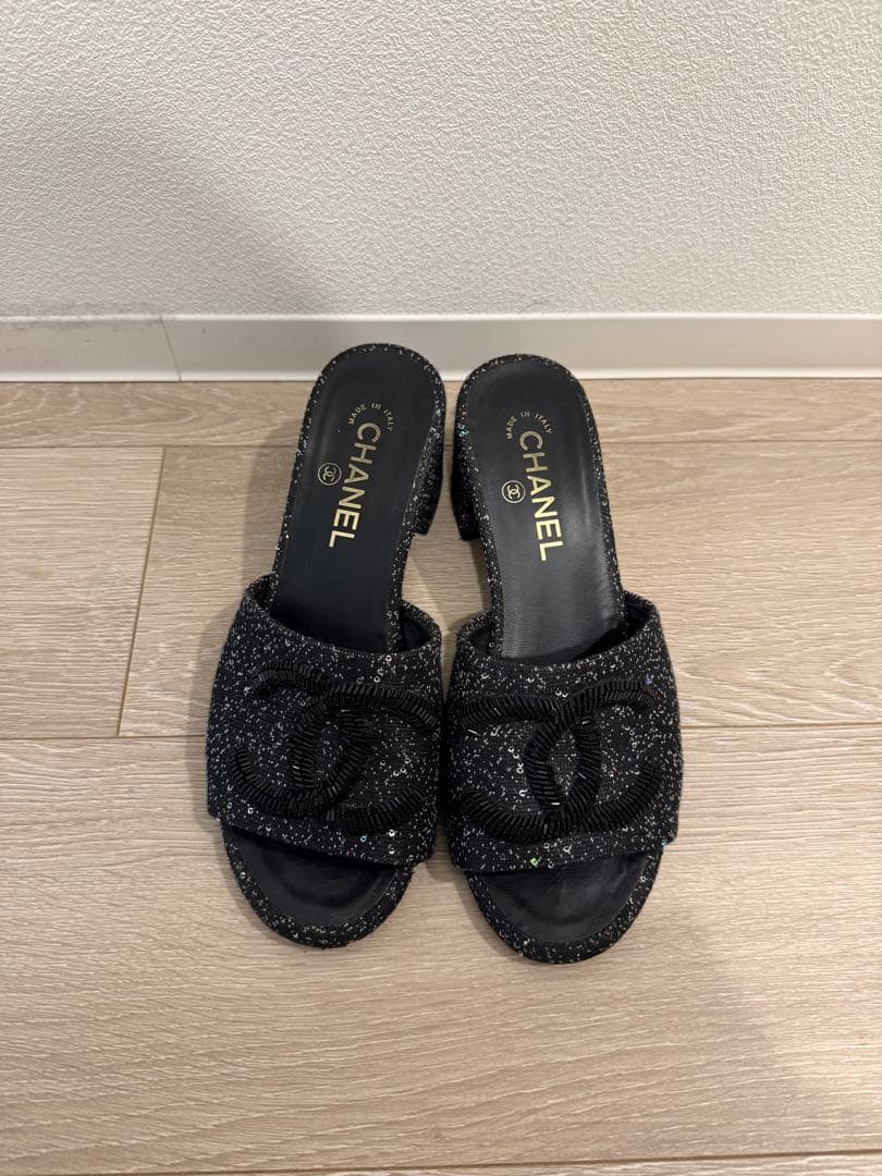 CHANEL ブラック スパンコール サンダル