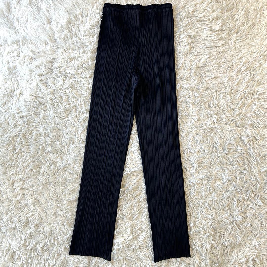 プリーツプリーズ PLEATS PLEASE イッセイミヤケ パンツ ネイビー