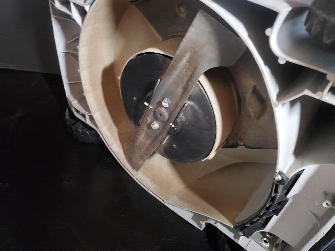 世界のHONDA 電動芝刈機 グラスパ HRE330