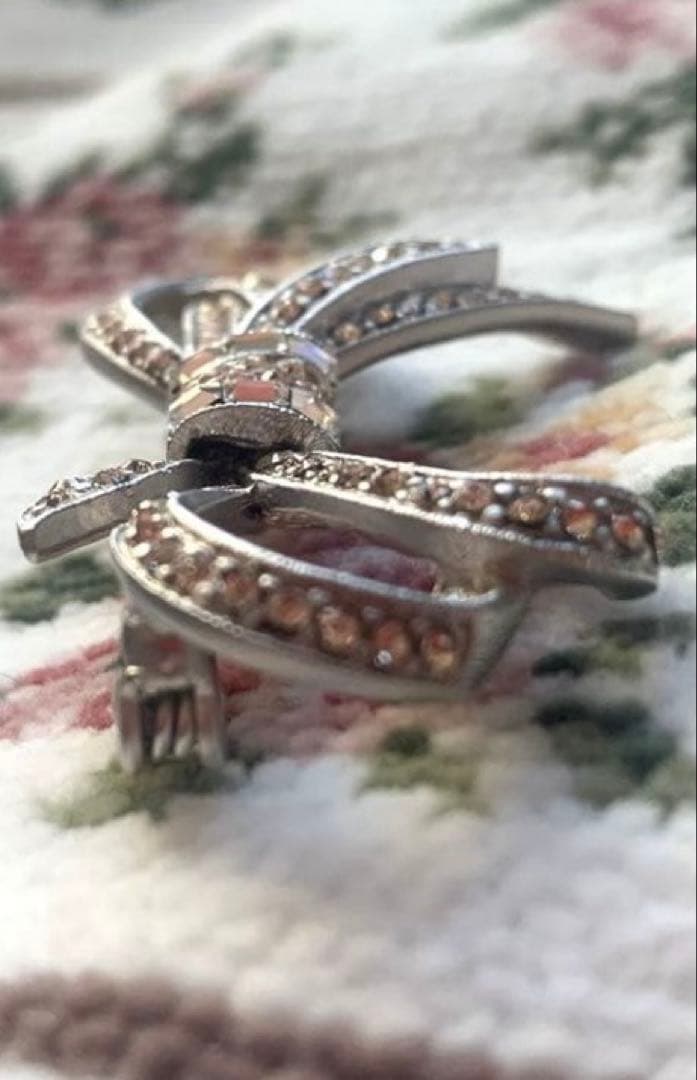 【美品】FOXEY ˚✧₊リボン型ブローチ˚✧₊⁎