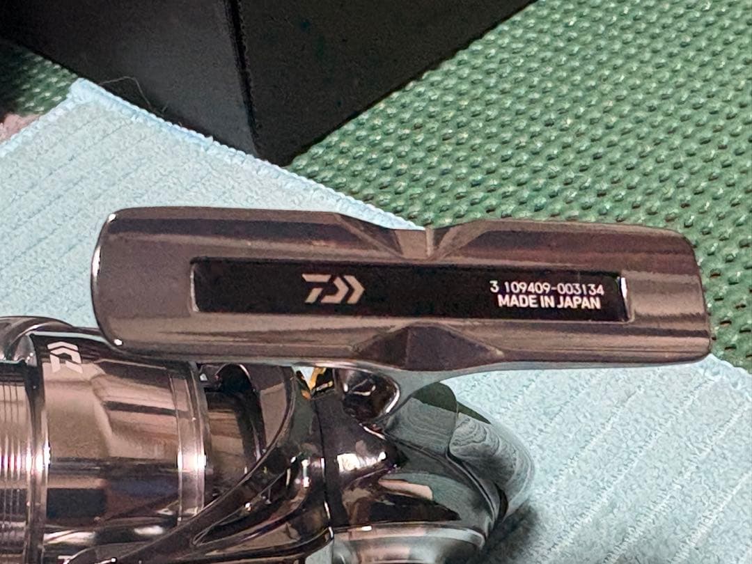 ダイワ22イグジストLT2500S-H +EXLT2500SSスプールドラグノブ