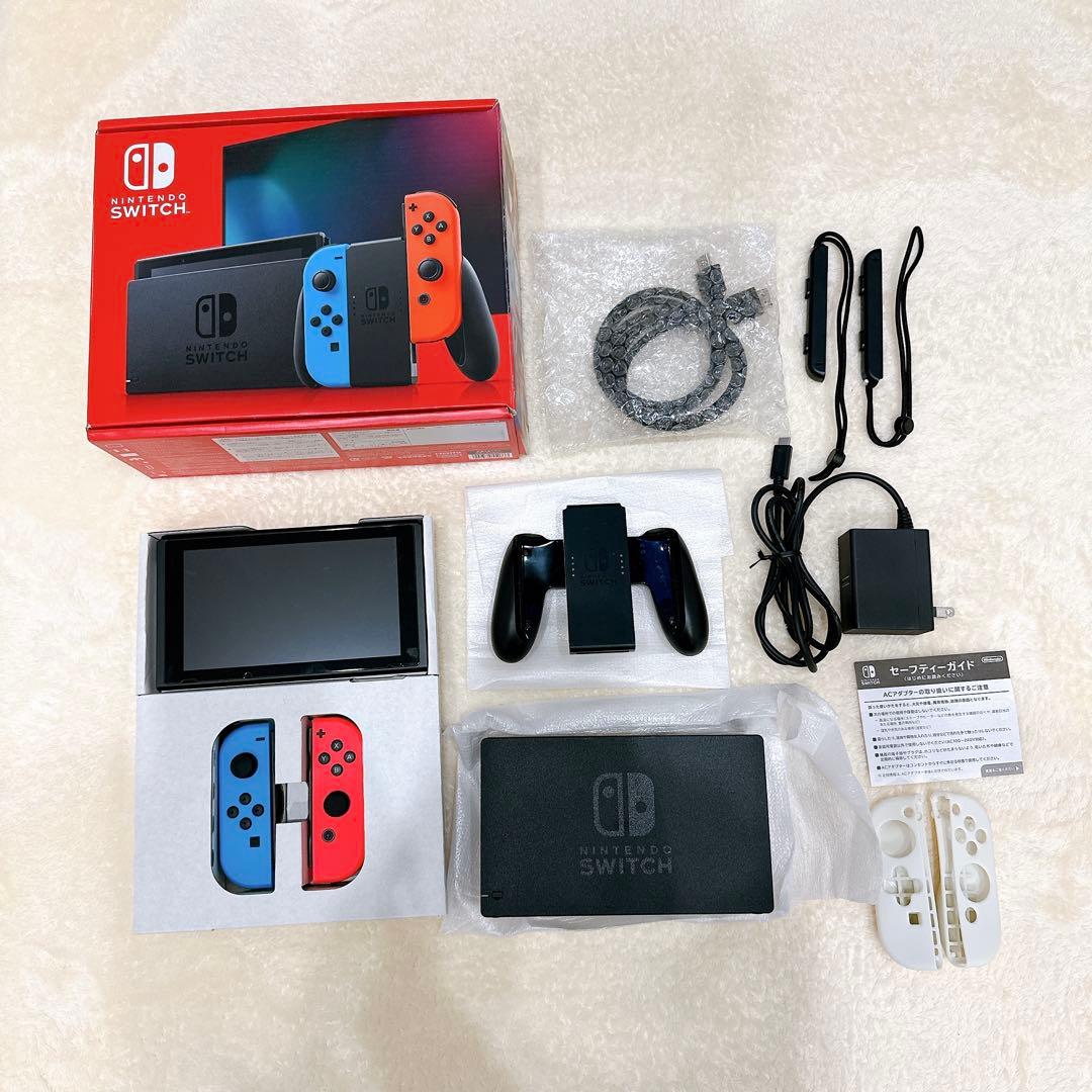 Nintendo Switch 未使用品　リモコンカバー付　本体　任天堂