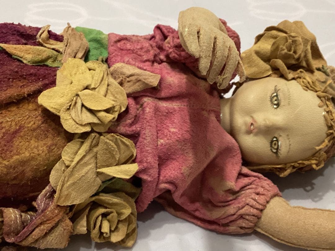 創作人形作家山下昌子　MAKODOLL 未使用　羊革花の装飾 アートドール箱付