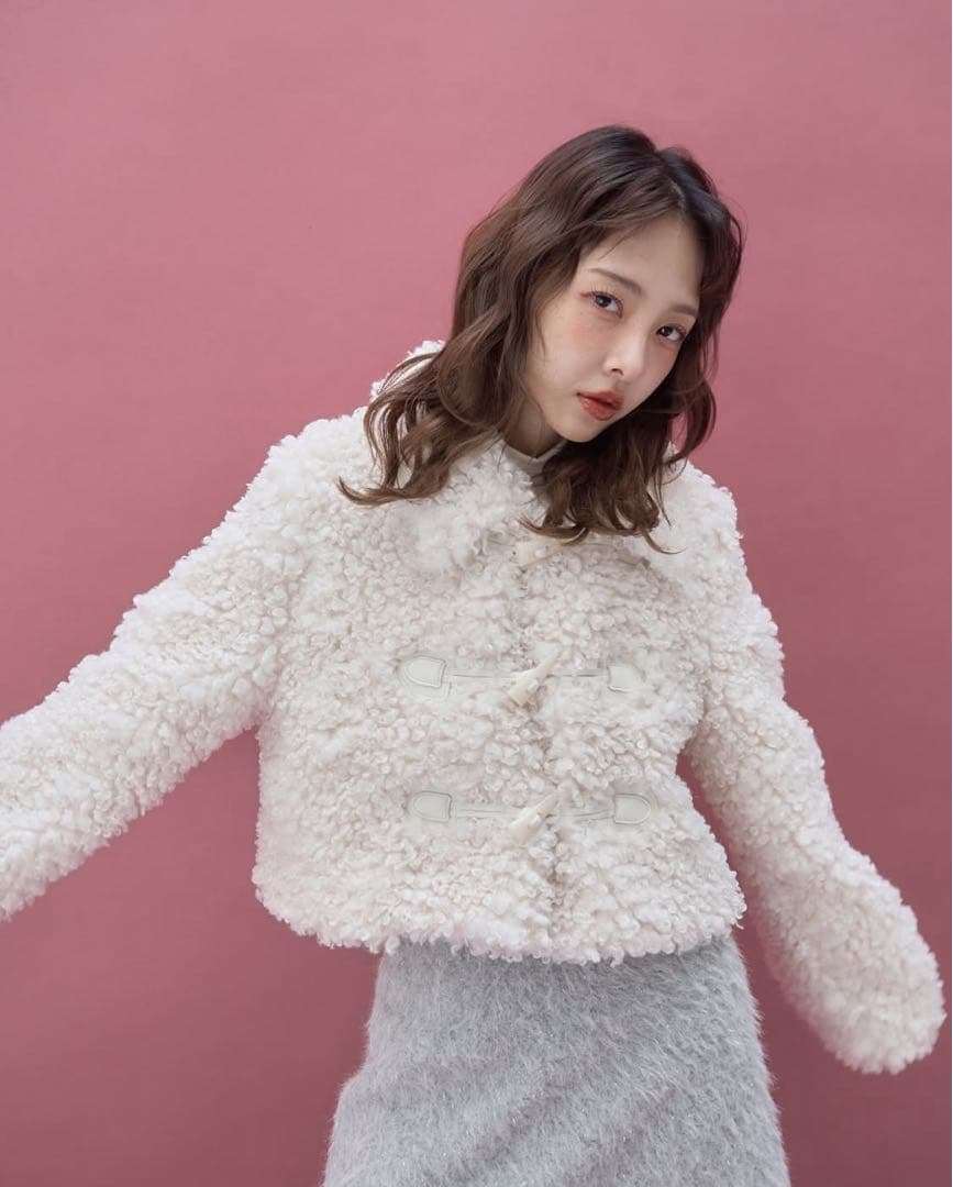 ジャケット・アウター muguet duffle short fur coat ivory