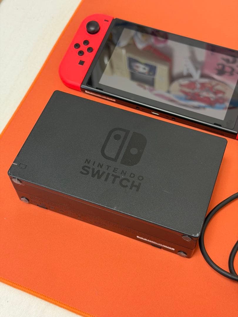 Nintendo Switch 本体　ケーブル付属