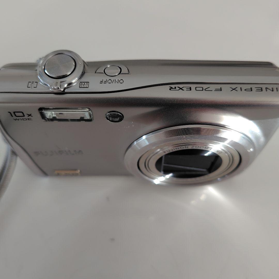 デジカメ　デジタルカメラ　FINEPIX F70EXR FUJIFILM