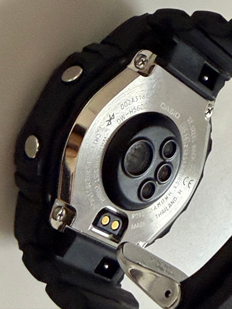 ★送料無料・未使用★お洒落　カシオ　G-SQUAD DW-H5600MB-1JR