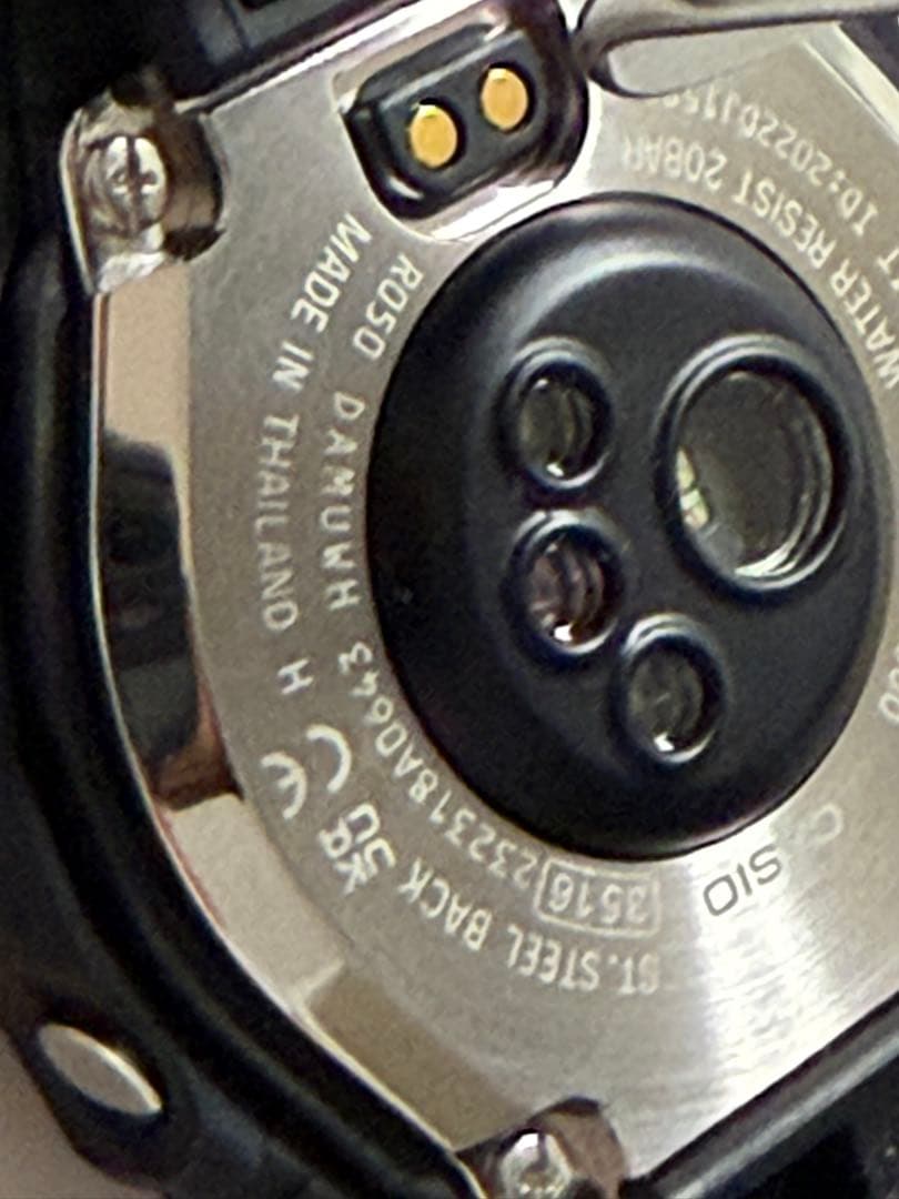 ★送料無料・未使用★お洒落　カシオ　G-SQUAD DW-H5600MB-1JR