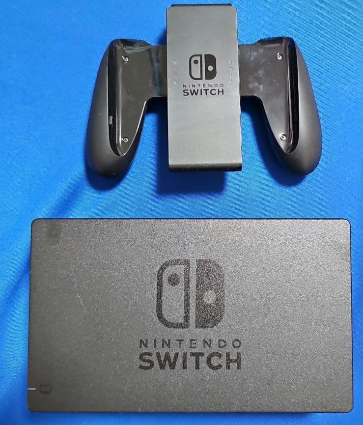 Nintendo Switch セット (専用ケース)