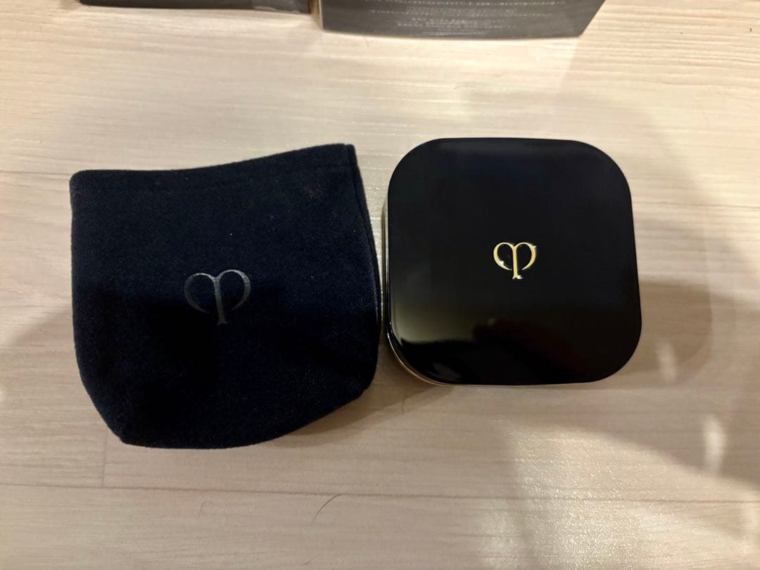 クレ・ド・ポー ボーテ タンクッションエクラ　ナチュレル