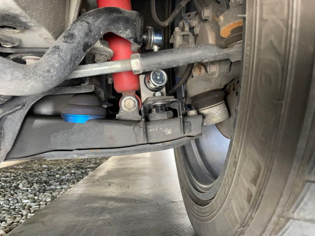 ☆ハイエース☆ショートスタビリンク☆2WD用☆1.0～1.5インチダウン用☆