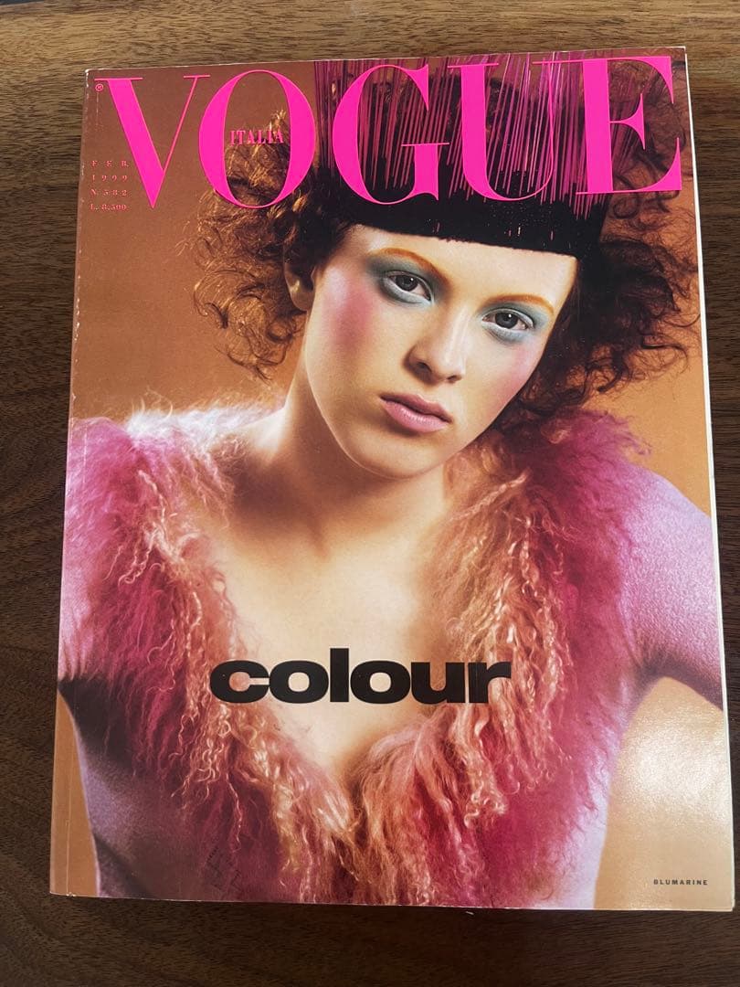 女性情報誌 Vogue Italia February 1999 colour issue