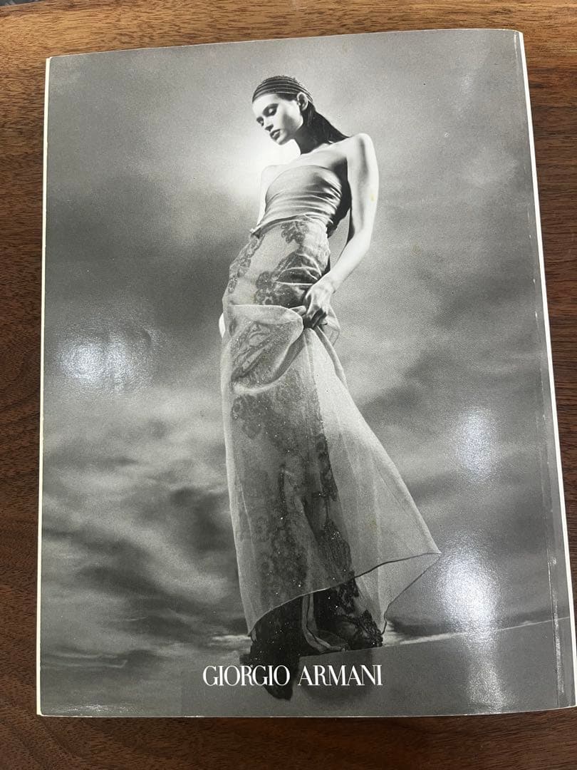 女性情報誌 Vogue Italia February 1999 colour issue