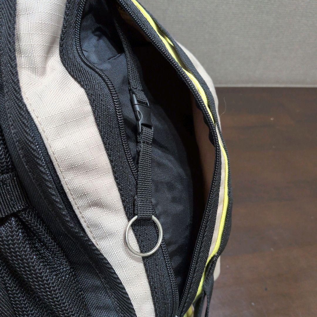 希少　00s NIKE SLING BAG y2kワンショルダースリングバック