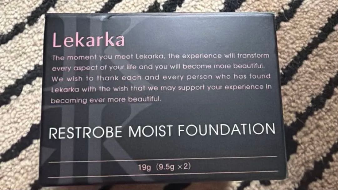 新品未開封Lekarka RESTROBE MOIST FOUNDATION