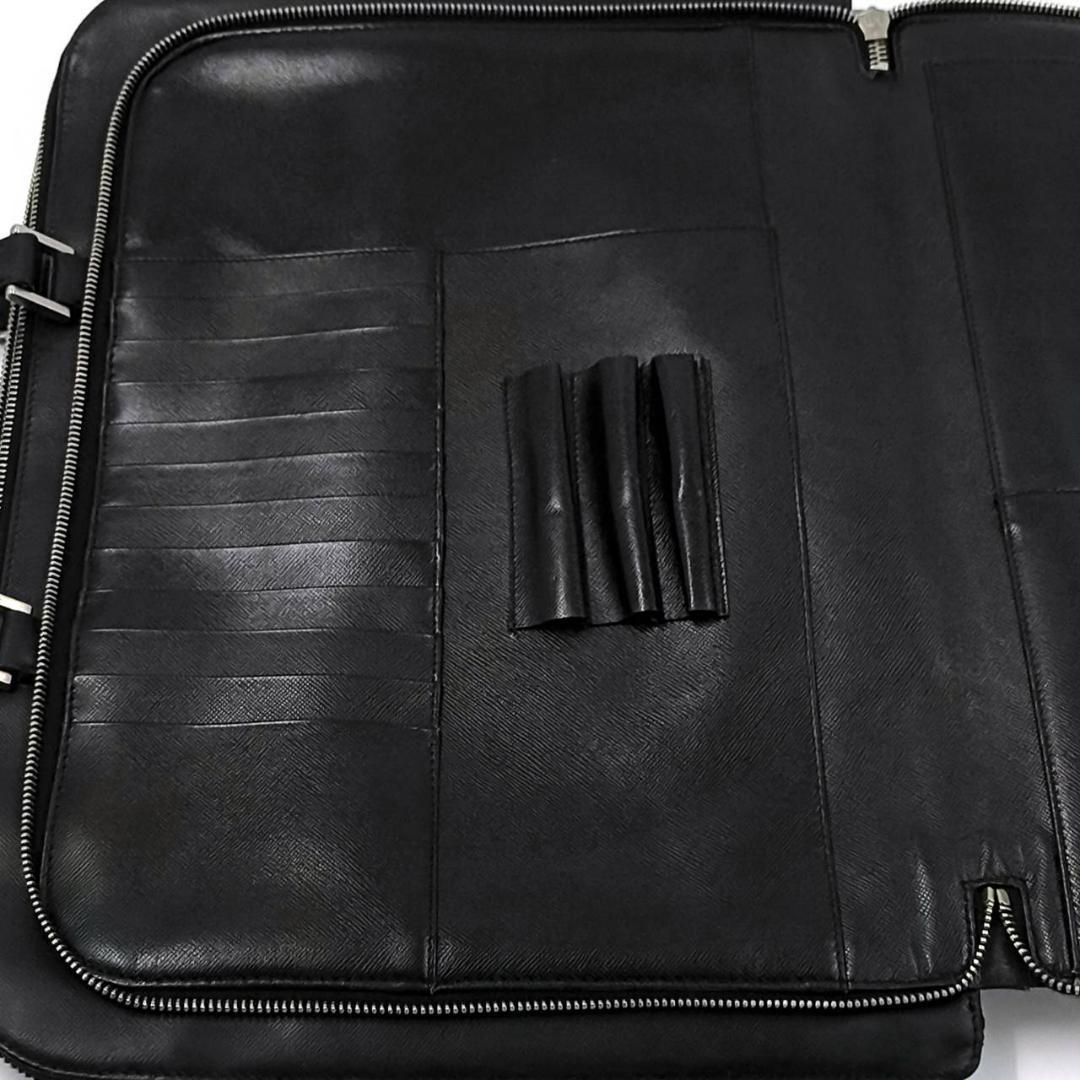 極希少✨️プラダ　サフィアーノ　ビジネスバッグ　三角プレート　レザー　黒　白タグ