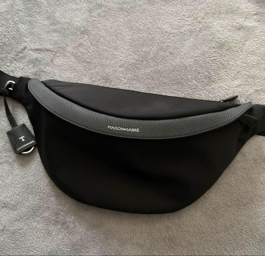 値下げ交渉可✨新品級✨MAISON de SABRÉ ブラックボディバッグ
