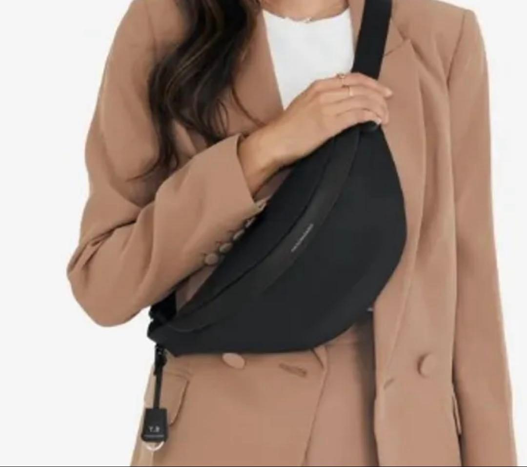 値下げ交渉可✨新品級✨MAISON de SABRÉ ブラックボディバッグ