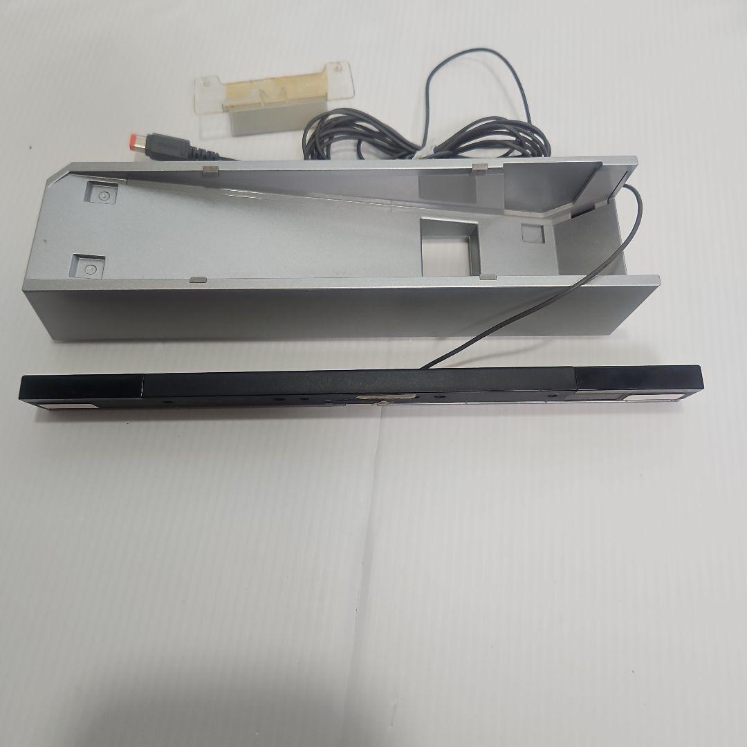 【中古品　動作確認済】Nintendo Wii RVL-001-WD　ホワイト