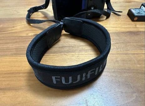 FUJIFILM X-H1本体　XF35mm f2 R WRレンズ