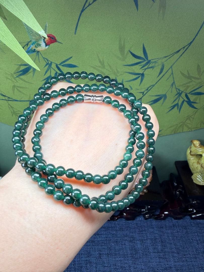 新入荷❣️天然本翡翠　瑞々しい氷藍緑色翡翠ネックレス 鑑定書付き