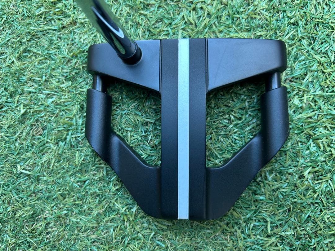 オデッセイ　ストロークラボ　ブラックシリーズ　BIRD OF PREY パター