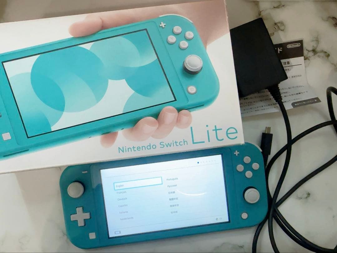 switch ライト ターコイズ　箱あり