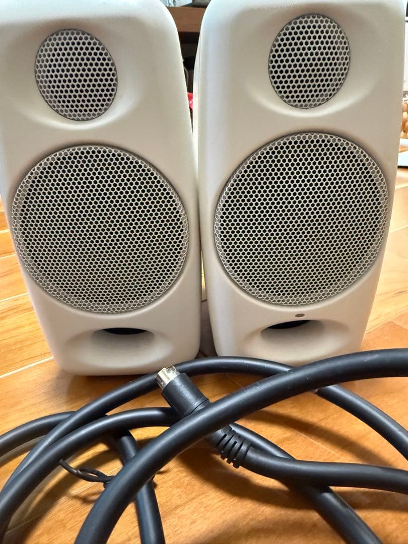 Ik multimedia iLoud micro monitor ホワイト