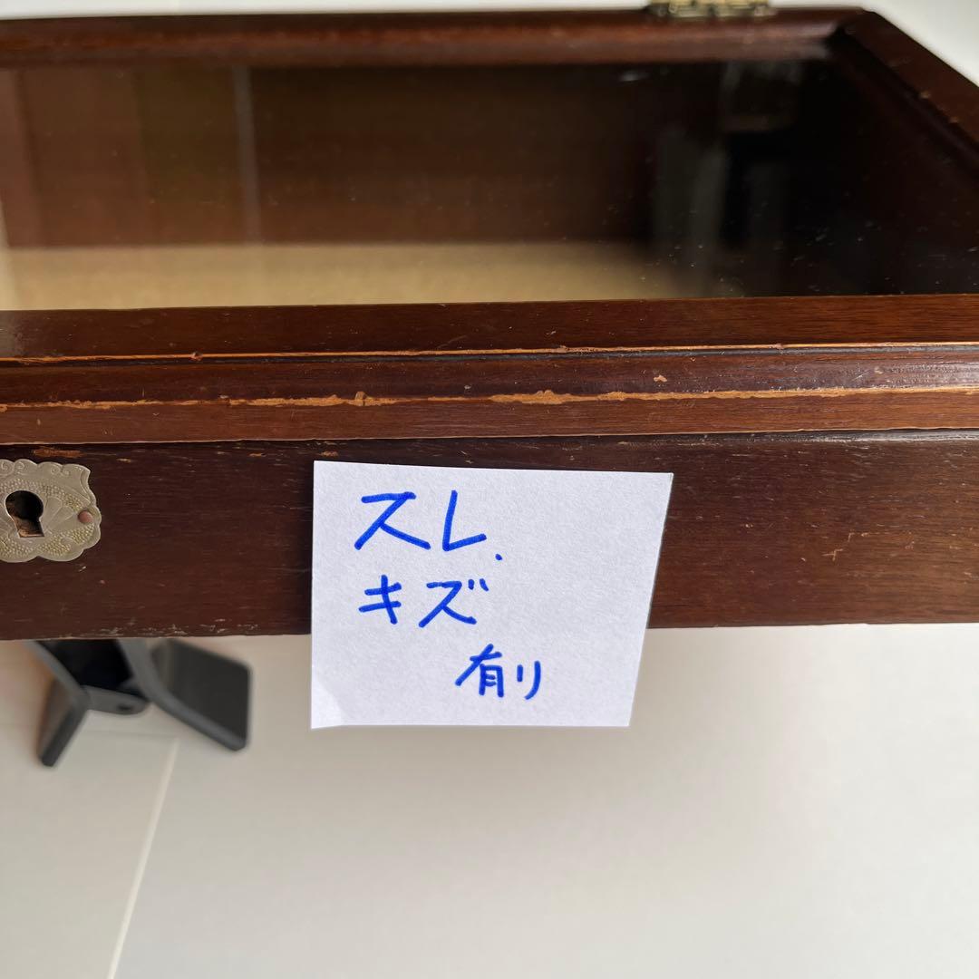 ショーケース　ガラスケース　木製コレクションケース鍵付き