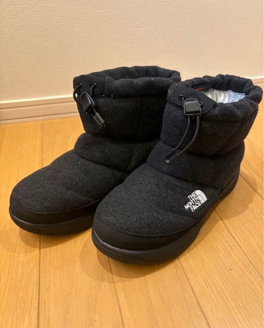 ノースフェイス　ヌプシブーティ　24センチ　ブーツ