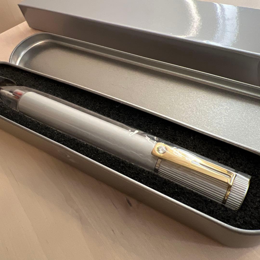 耳つぼスティック 光る耳つぼ探知機 耳つぼジュエリー