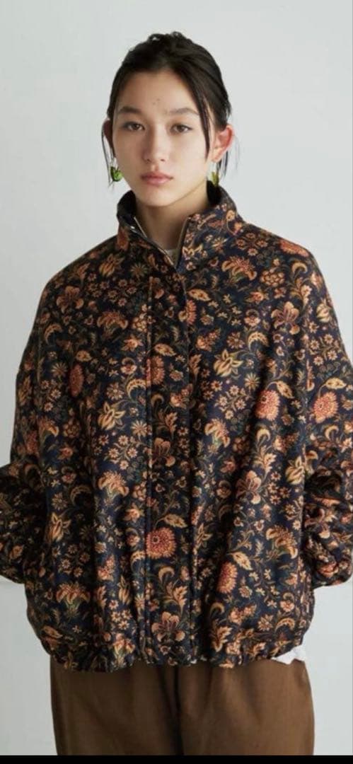 希少✨フェリシモ MEDE19F ミュルーズモダン リバーシブル 中わたブルゾン