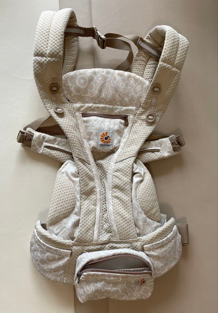 【とものしんさま専用】✨正規品✨エルゴ　オムニブリーズ（限定カラー