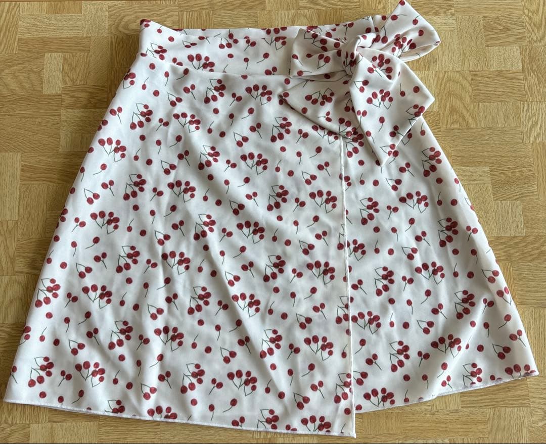 【新品・未使用】TINA：JOJUN Swim Wear セットアップ3点セット