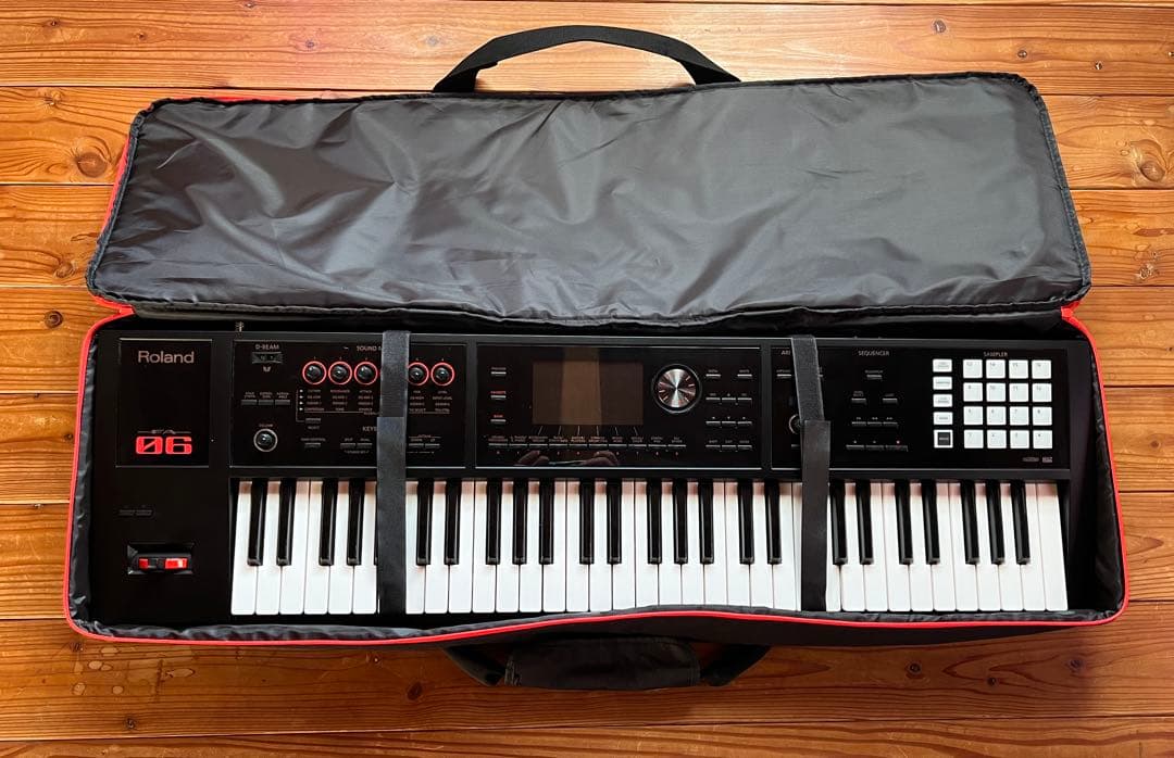 Roland FA-06 シンセサイザー 61鍵盤 送料込み