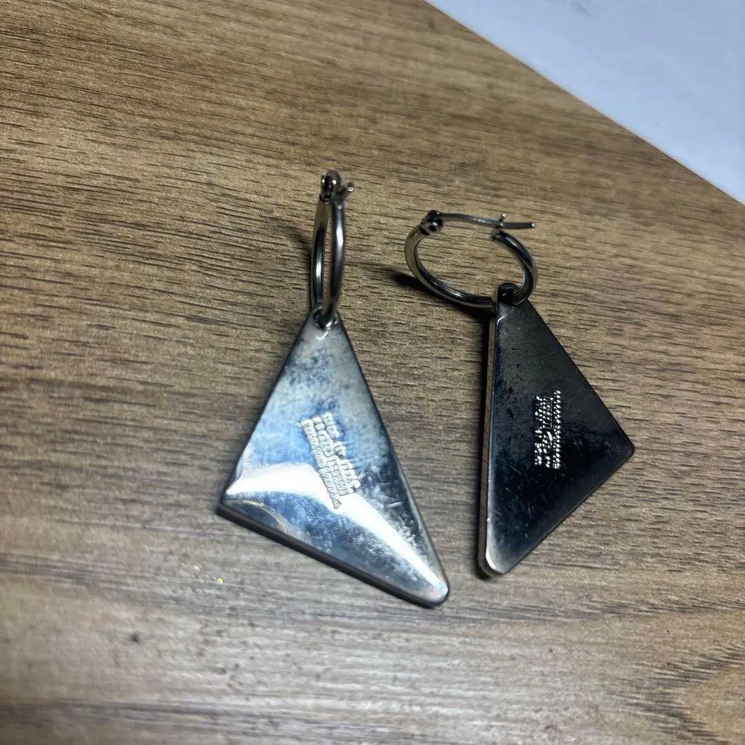 PRADA シルバー ピアス(両耳用)