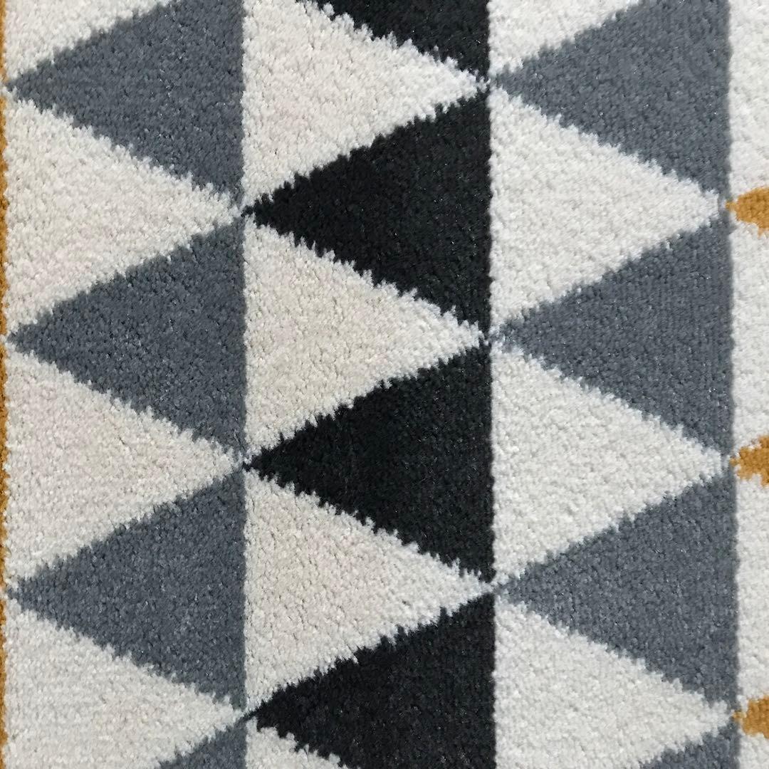 ラグ ラグマット 160x230cm カーペット ウィルトン織 トライアングル