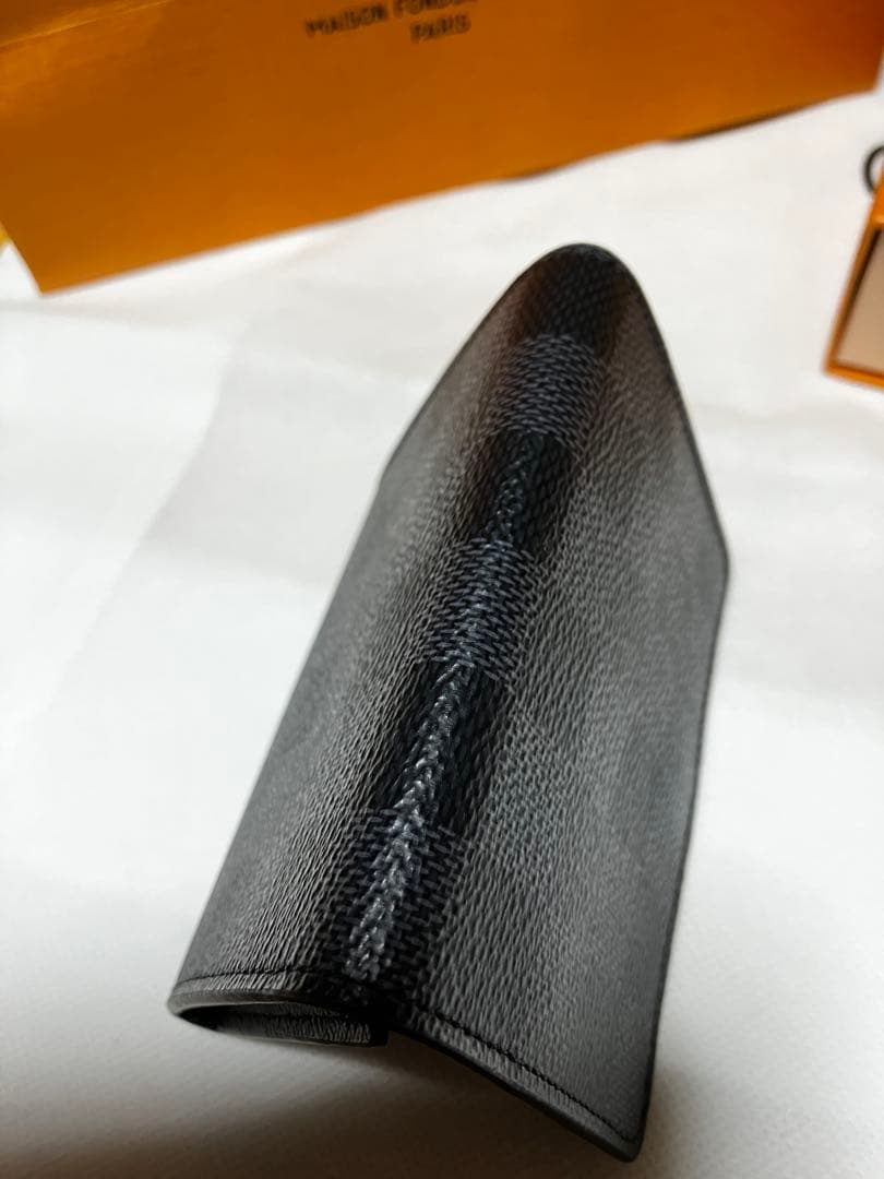 プ*ん様 【ほぼ新品】LOUIS VUITTON アンヴェロップカルトドゥヴィジ